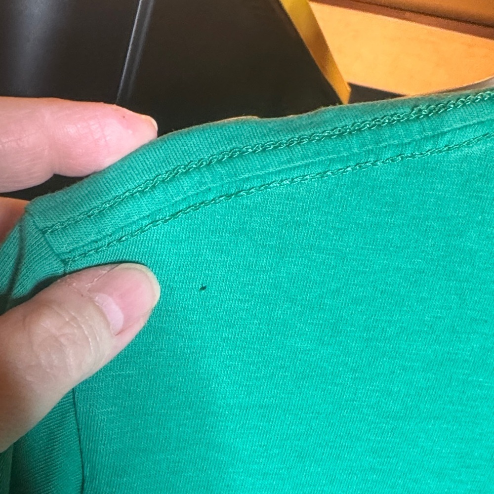 Vintage Y2K Volcom Kelly Green Graphic Tee The Volcom Stone Skate Shirt Small - Picture 9 of 10